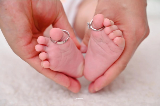 赤壁宝宝睡觉频繁惊吓举手 赤壁宝宝睡觉频繁惊吓举手